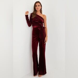 Lulus - Extraordinary Vibe Burgundy Velvet One-Shoulder Jumpsuit - XS
